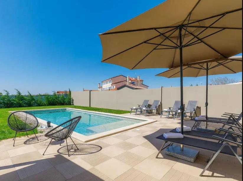Villa Edi-Heated Pool & E-Bike Šišan 외부 사진